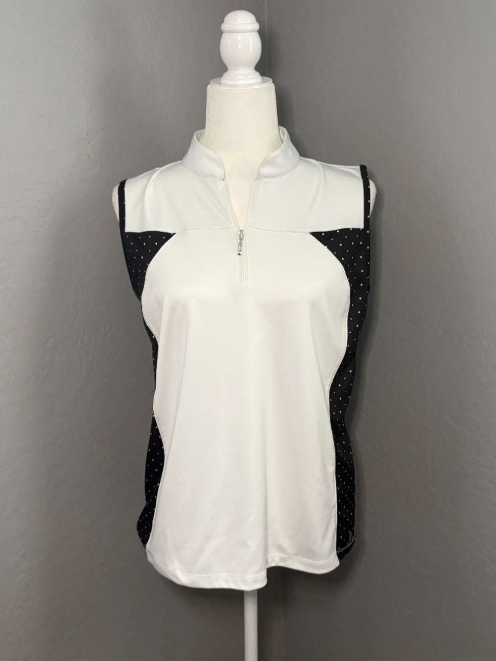 IZOD Sleeveless Golf Shirt Polka Dot Side Panels Black and White Size Large